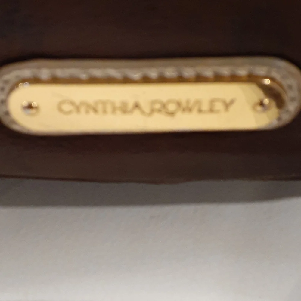 Cynthia Rowley brown  vegan leatherbrown s…
